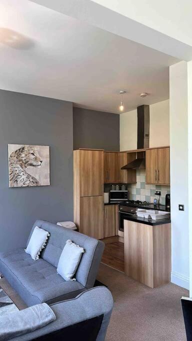 New Hmm Apartmentz - Free Parking - Beautiful Area Сандерлэнд Экстерьер фото