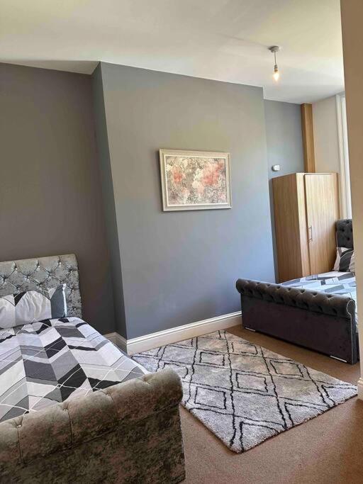 New Hmm Apartmentz - Free Parking - Beautiful Area Сандерлэнд Экстерьер фото